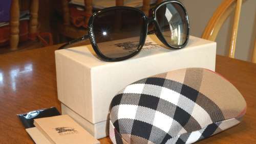 New Authentic Sunglasses BURBERRY Black Grey BE4092 300111 59 135
